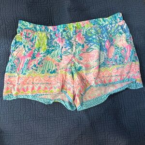 Lily Pulitzer size XL printed shorts